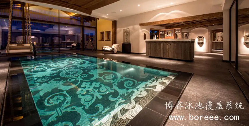 升降式泳池盖安装在室内的效果